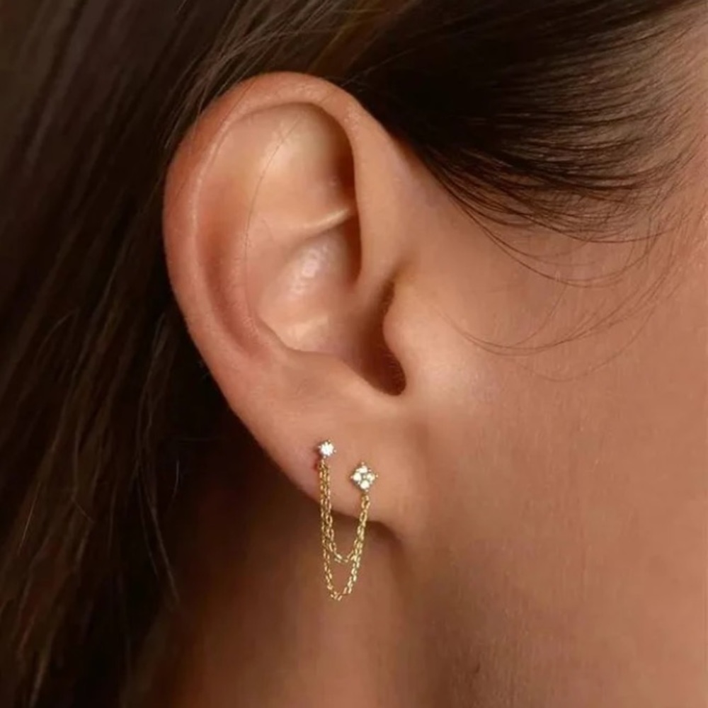 NWOT gold plated chain earrings